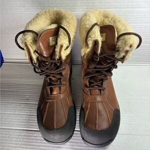 UGG Brown and Black Winter Boots USED (not box)